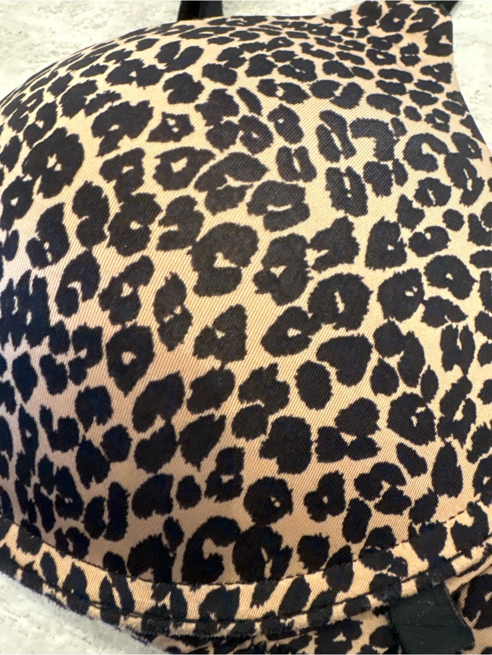 Victoria's Secret Leopard  Bra in Black and Tan - Picture 2 of 6